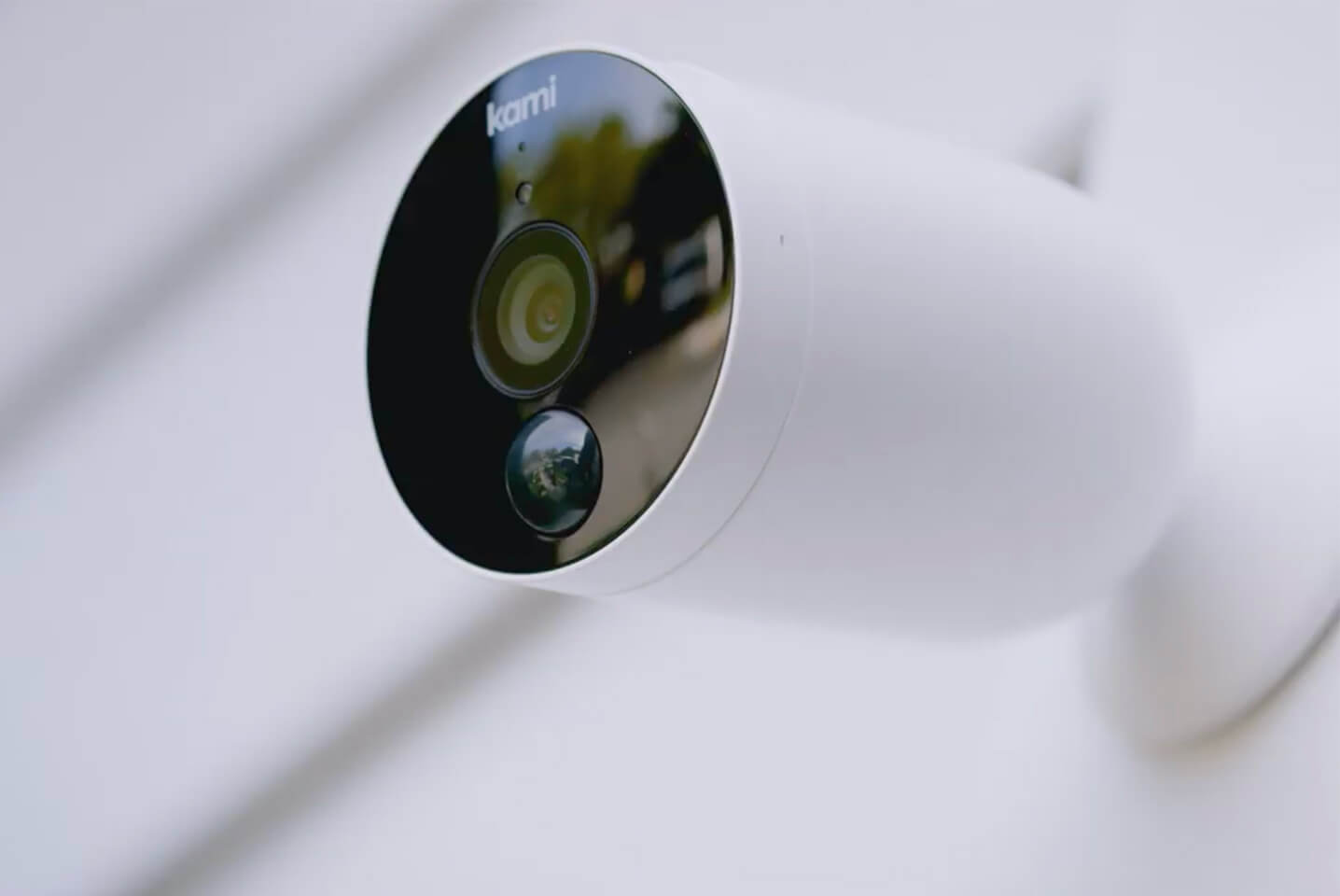 kami wire free outdoor camera